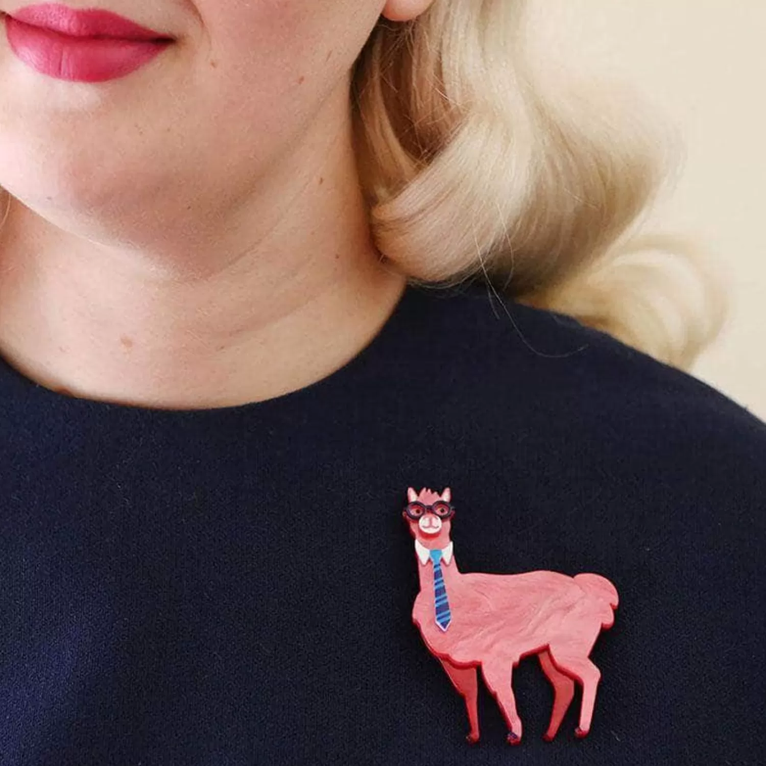 alan_the_alpaca_brooch_2.webp Alan The Alpaca Brooch*Erstwilder Cheap