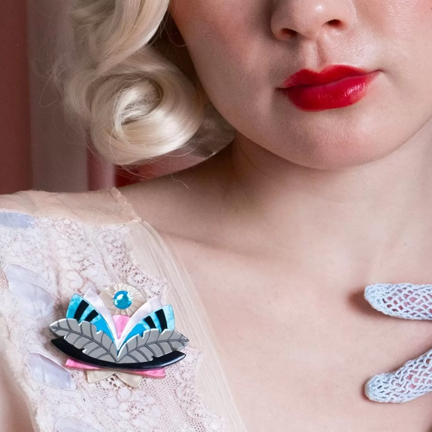 harmonious_bloom_brooch_2.webp Harmonious Bloom Brooch*Erstwilder Discount